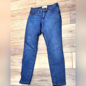 Everlane midrise ankle length medium wash jeans